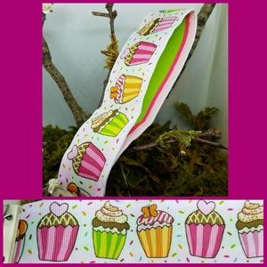 BUNDLE TO SAVE!  Cupcakes Ribbon Keychain